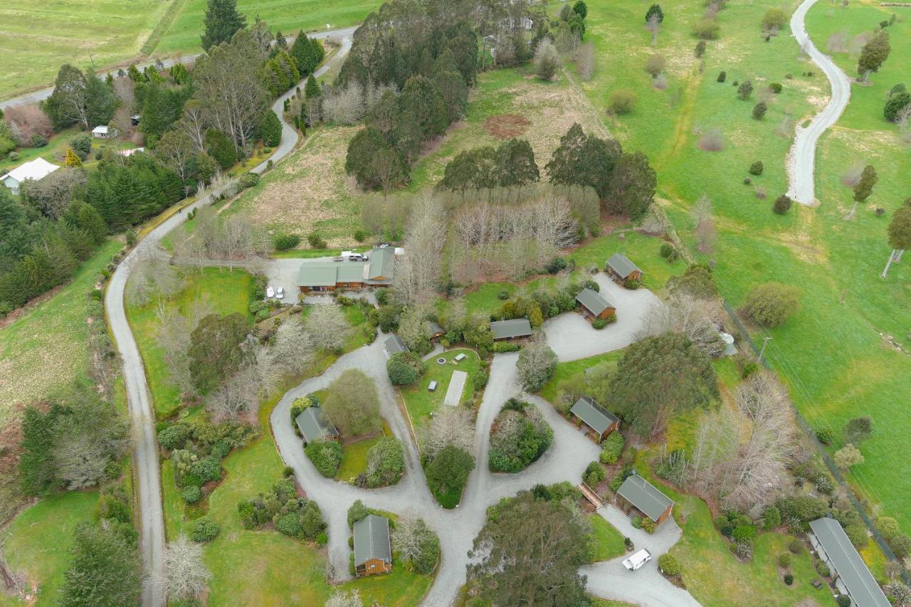 Lake Brunner Country Motel & Holiday Park Moana Екстер'єр фото